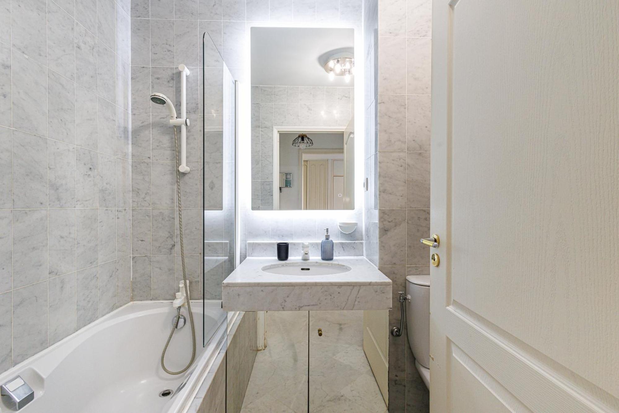 מנטון Le Victoria, Elegant T2 Au Bord Des Plages, Piscine, Sauna מראה חיצוני תמונה